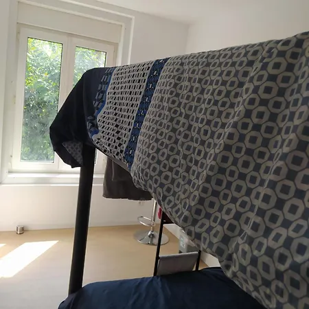 Locatif Gare Lille Europe Souvenir Bed & Breakfast Exterior photo